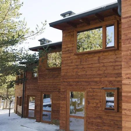 Mugo Lodge